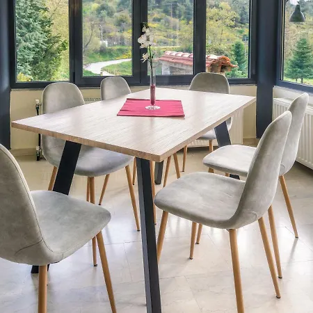 River Side 3* Elassona