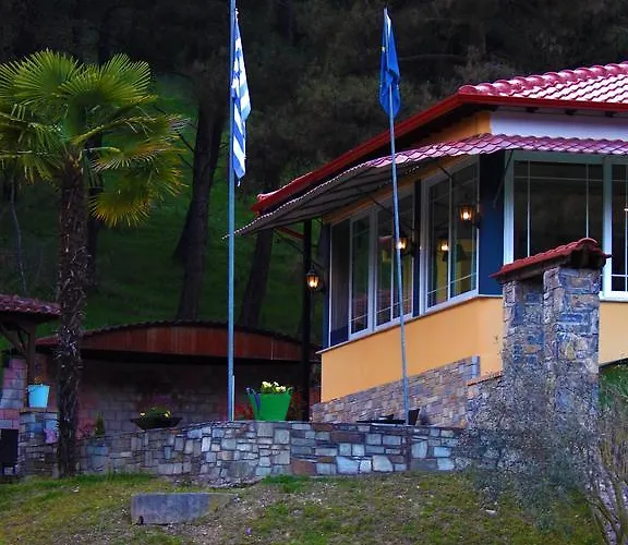 River Side Pensión 3*